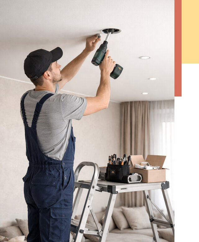 Установка и монтаж точечных светильников в натяжной потолок в Азове от 1848 руб. | ОТДЕЛОЧНИК-Азв